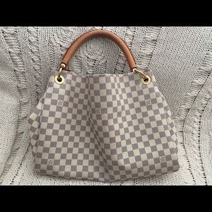 Louis Vuitton Artsy MM D. Azur